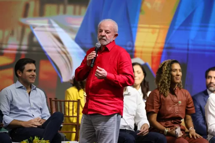 Rio de Janeiro (RJ), 15/10/2025 – O presidente do Brasil, Luiz Inácio Lula da Silva durante evento comemorativo do Dia do Professor, no Ginásio Educacional Olímpico (GEO) Isabel Salgado, no Rio de Janeiro.
