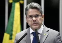 PL Antifacção: Relator pretende entregar texto ainda neste mês no Senado Alessandro Vieira, relator do PL Antifacção