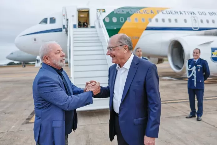 Lula, Geraldo Alckmin, viagem, avião