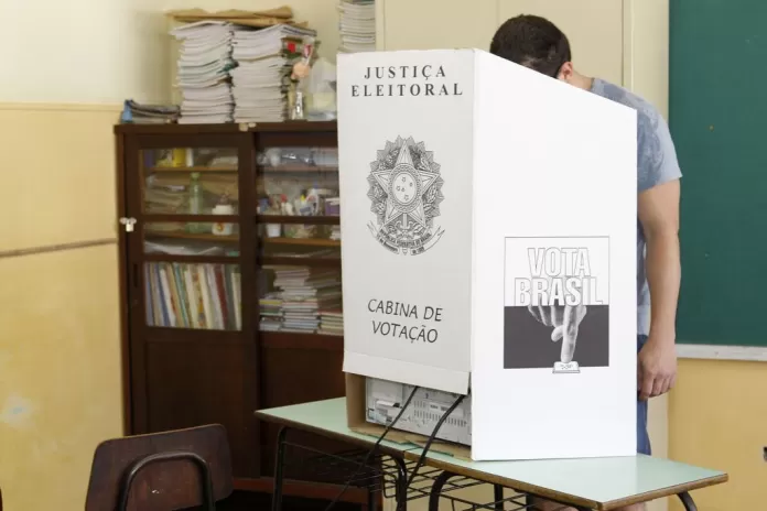 urna eletrônica, votação, eleição, eleições