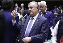 Após 1 ano com projeto engavetado, governo pede votação do PL do regime de resolução bancária Discussão e votação de propostas legislativas. Dep. José Guimarães (PT - CE)