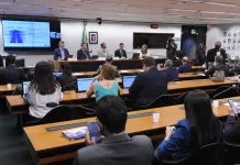 PL Antifacção tem tarde de negociações e votação fica para amanhã (11) 04/11/2025 - Comissão de Segurança Pública e Combate ao Crime Organizado PL Antifacção