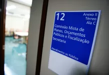 CMO adia votação do PLDO 2026 para hoje (3) CMO Comissão Mista de Planos, Orçamentos Públicos e Fiscalização